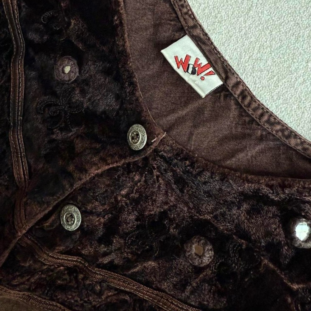 Brown velvet button up vintage blouse - Picture 6 of 7
